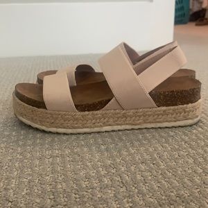 Madden Girl size 7.5 platform espadrille sandals